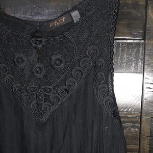 Back brand new cute blouse